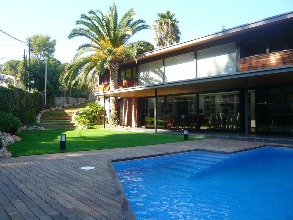 Villa Del Bosque Кастельдафелс Екстер'єр фото