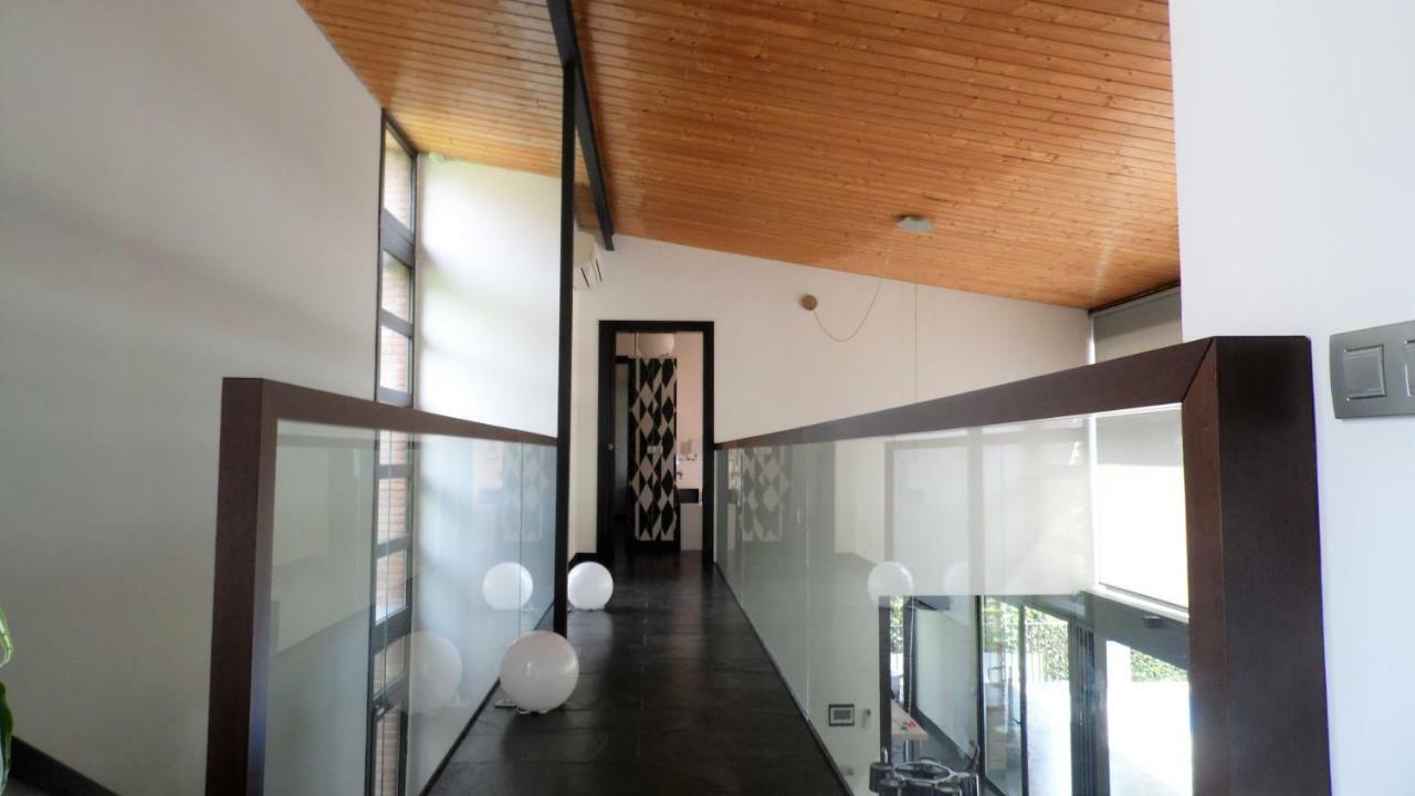 Villa Del Bosque Кастельдафелс Екстер'єр фото